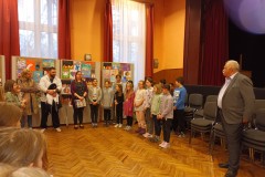muveszeti-iskolasok-kiallitasa-029