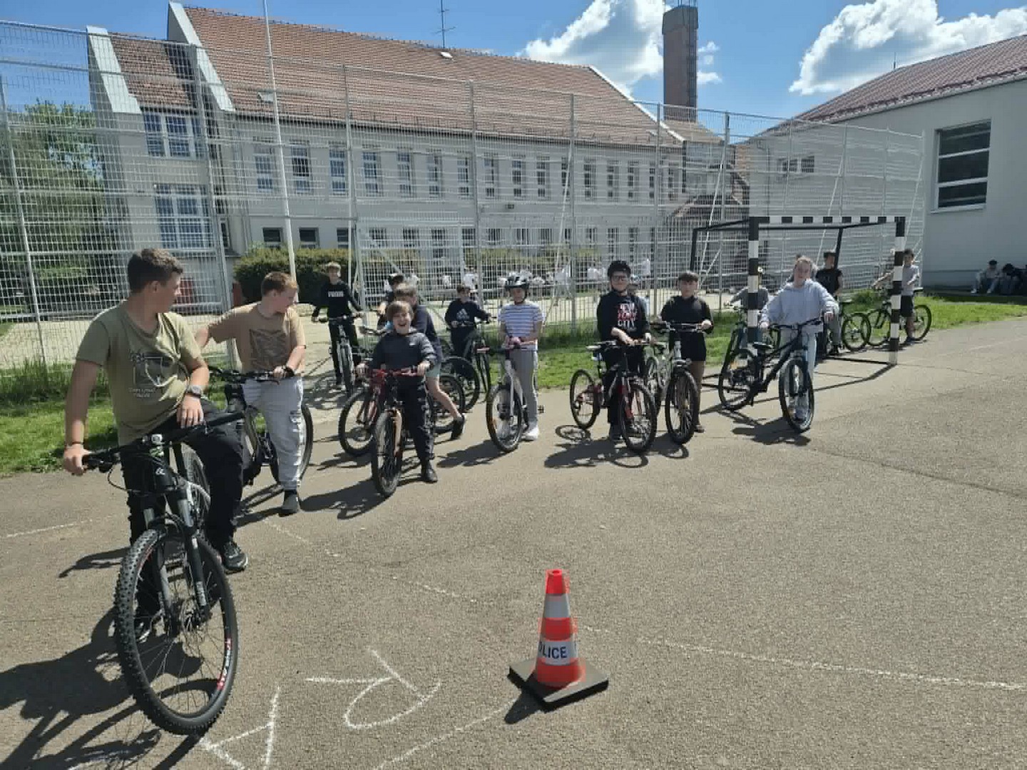 AKTÍV KÖZLEKEDÉS HETE A NAGY GYULA ÁLTALÁNOS ISKOLÁBAN